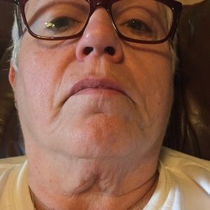 Meet your Posher, Jeanette